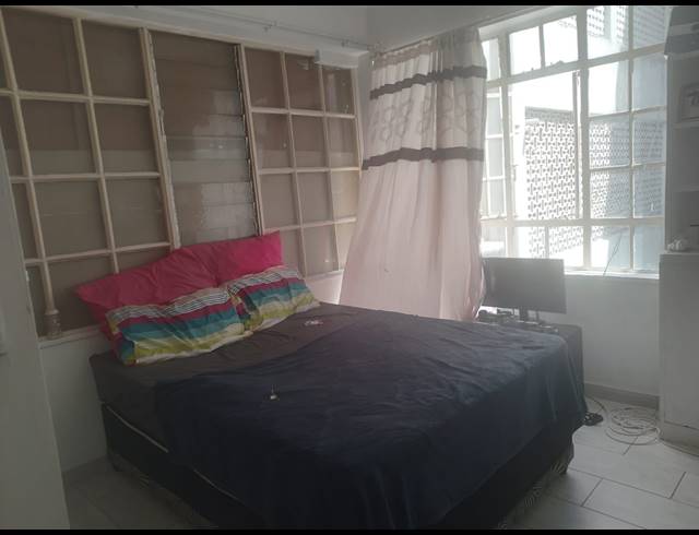 2 BEDROOM FLAT FOR SALE IN DURBAN CENTRAL